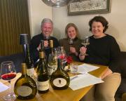 Abb. Weingala 2025: zu Hause bei Freunden